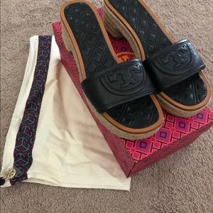 ❌SOLD ON EBAY❌NIB Tory Burch Espadrille Slides